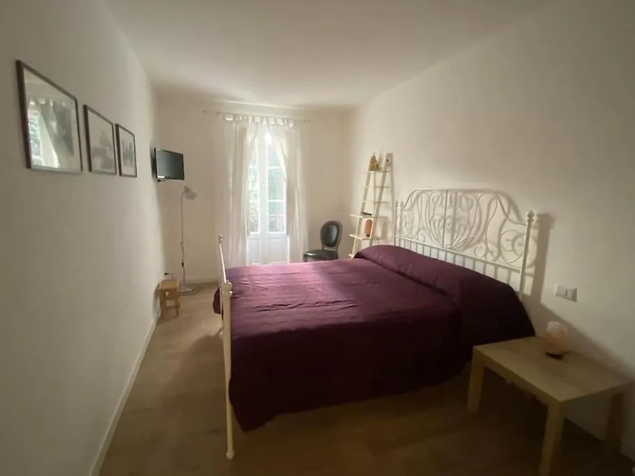 Casetta Sveva Bari 0*,  Itálie